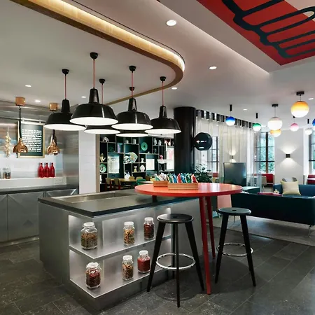 Citizenm Hotel 4*